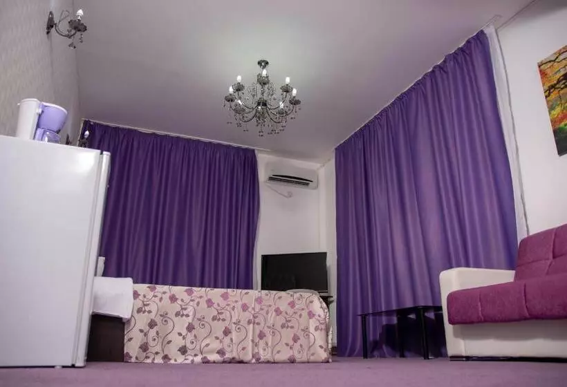 Majatalo Iris Boutique