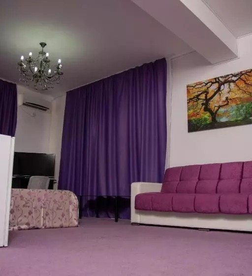 Majatalo Iris Boutique