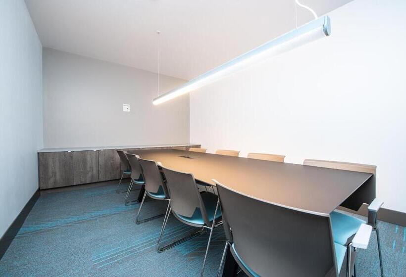 Nowhere Special Hostel