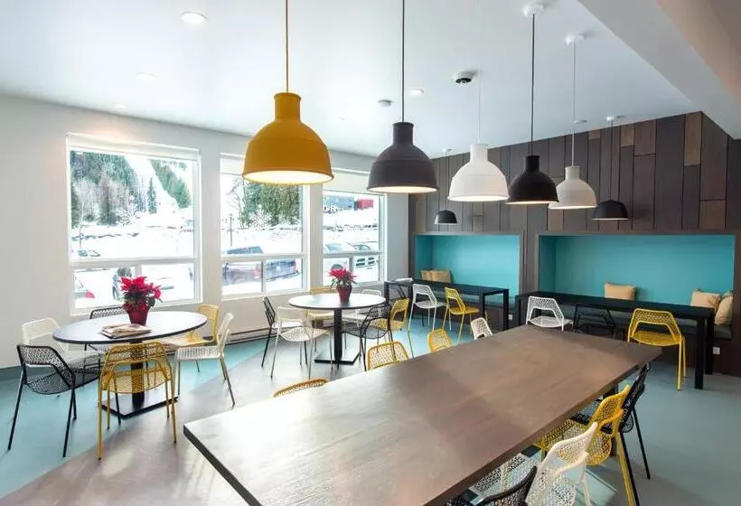 Nowhere Special Hostel