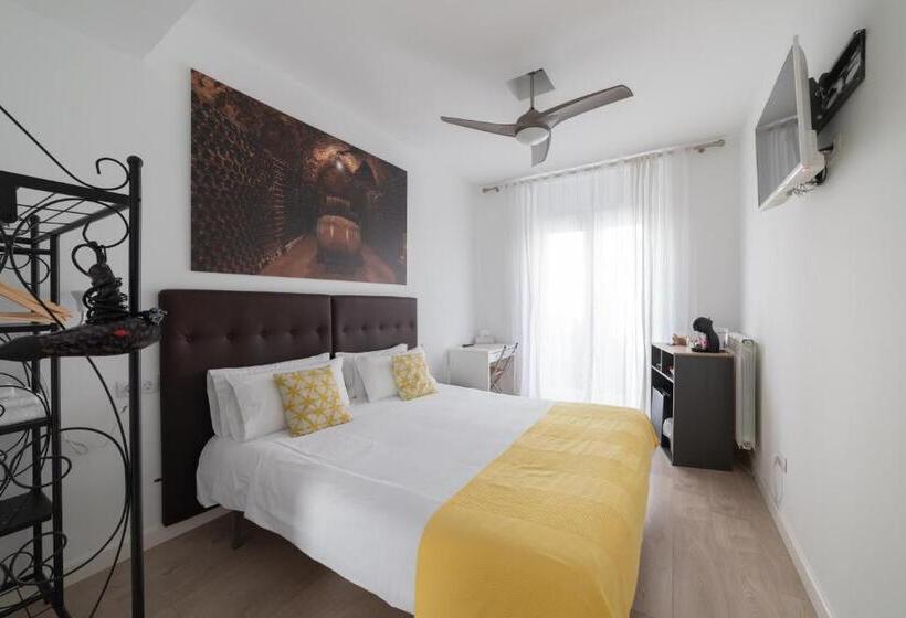 پانسیون Hostal Puente De Hierro