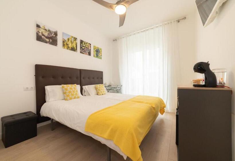 پانسیون Hostal Puente De Hierro