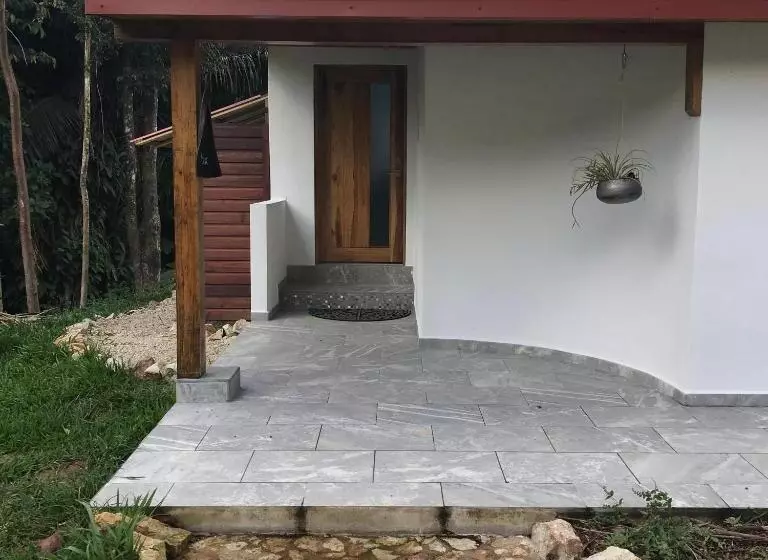 Lomakeskus Sattva Land