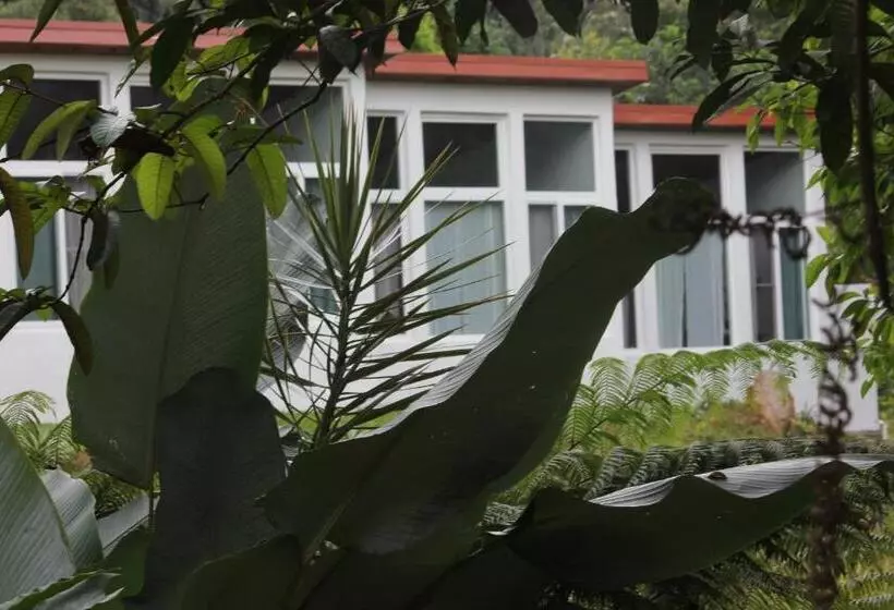 Lomakeskus Sattva Land