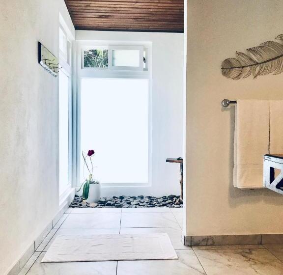 リゾートホテル Sattva Land