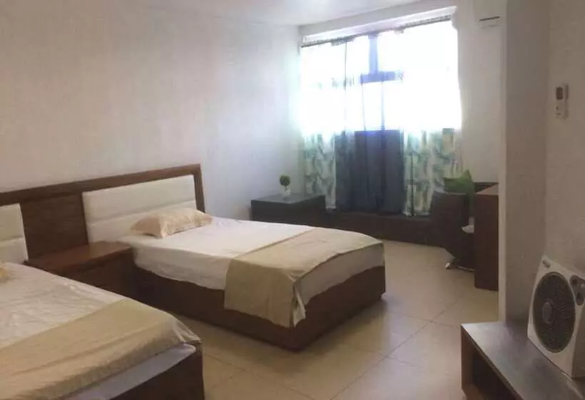 تختخواب و صبحانه Admiralmahé