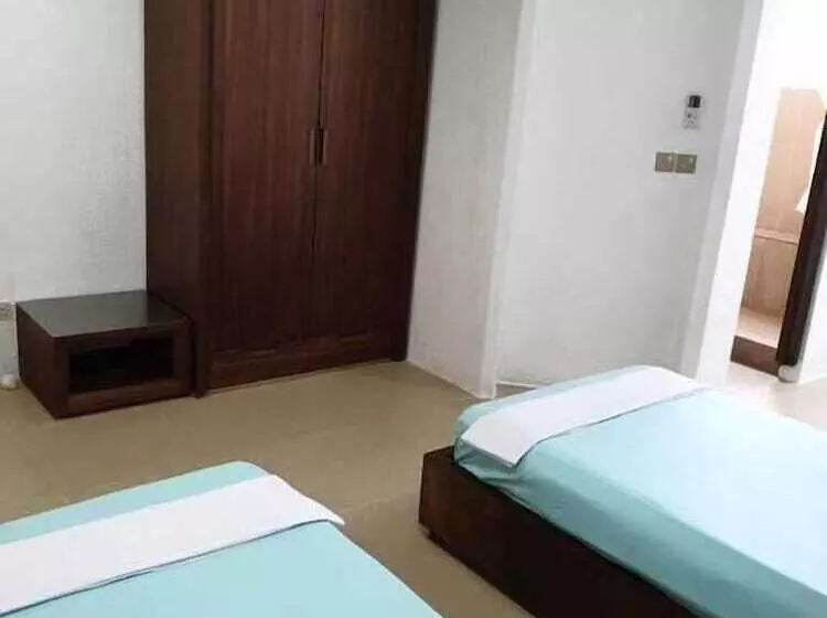 تختخواب و صبحانه Admiralmahé