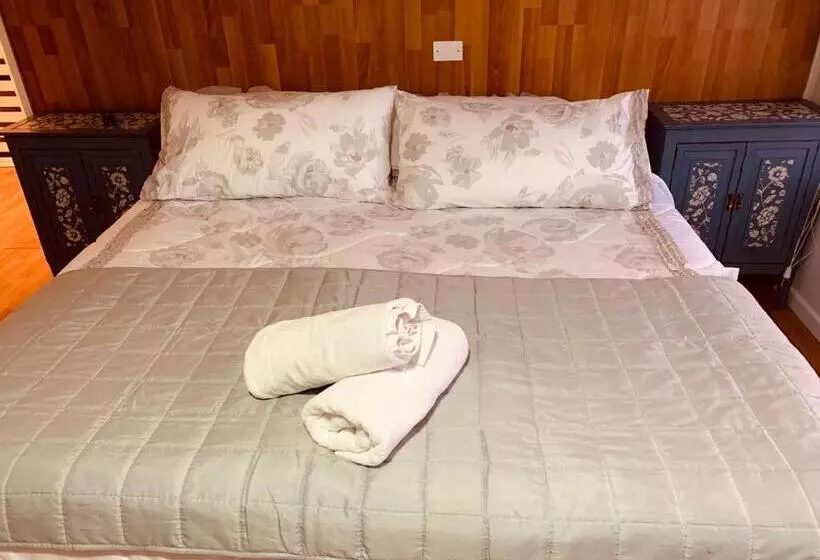 تختخواب و صبحانه Arte Brisa Hostal Boutique