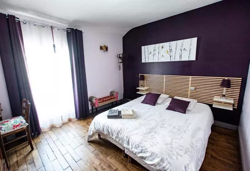 Aamiaismajoitus (B&B) Les Trois Fontaines