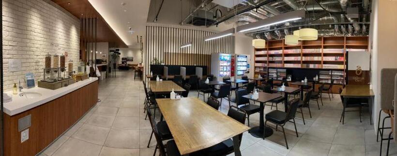 Kapselhotell First Cabin Ichigaya