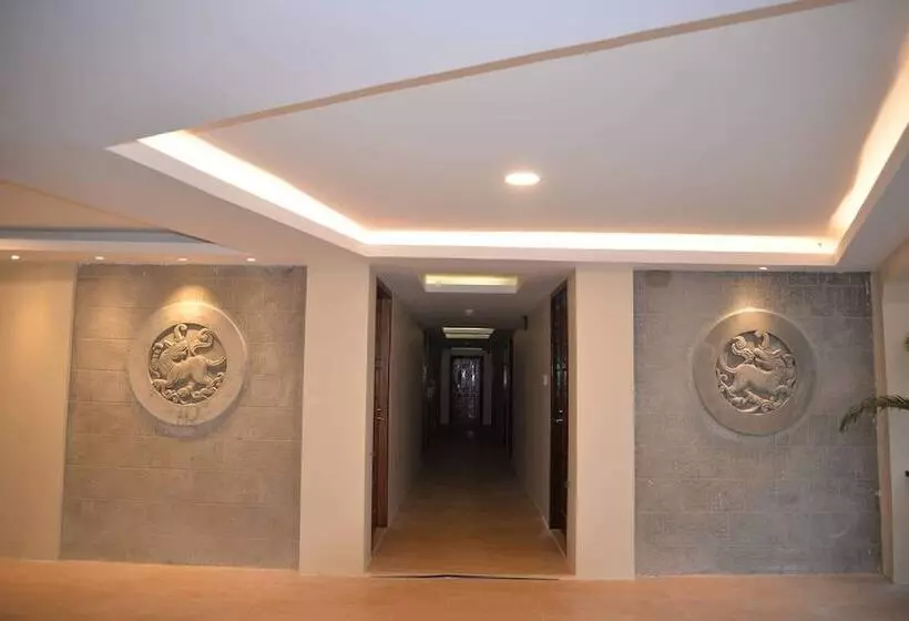 هتل Thazin Palace A