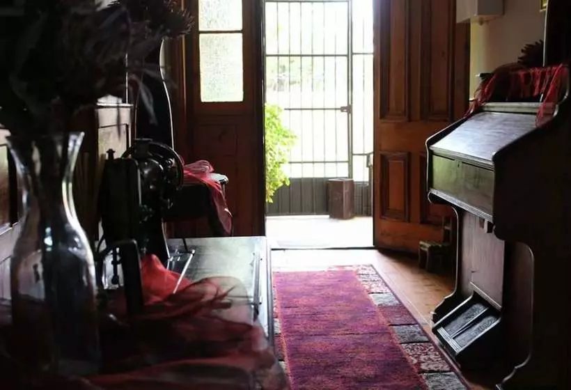 Landy S B&b