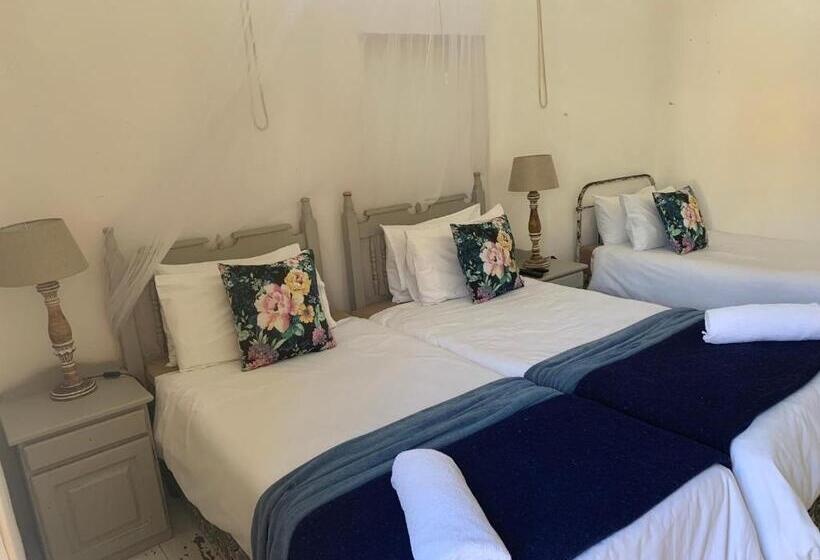 פנסיון Vyfster Old Jail