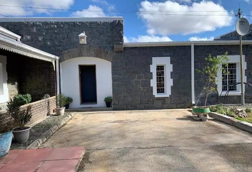 Majatalo Vyfster   Old Jail