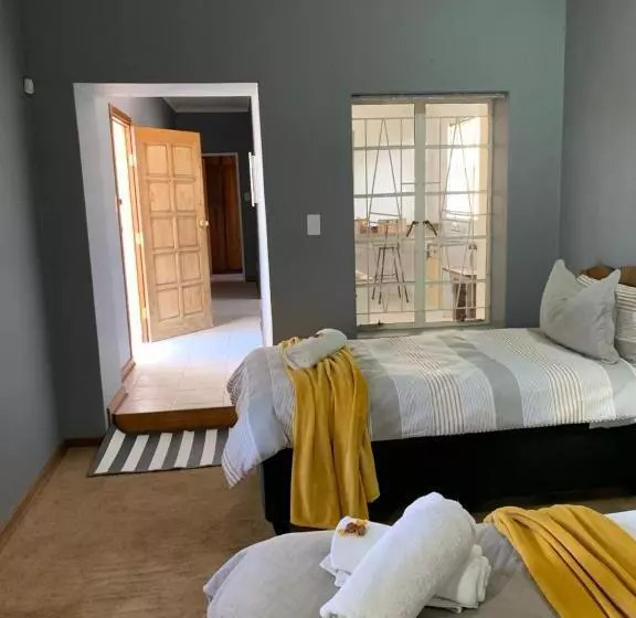 Majatalo Vyfster   Old Jail