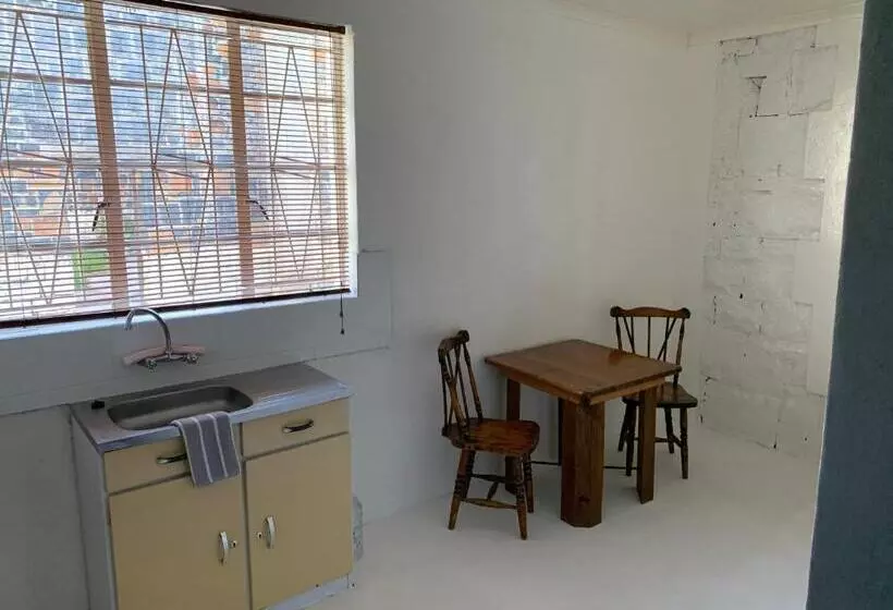 Majatalo Vyfster   Old Jail