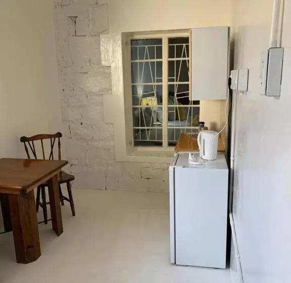 Majatalo Vyfster   Old Jail