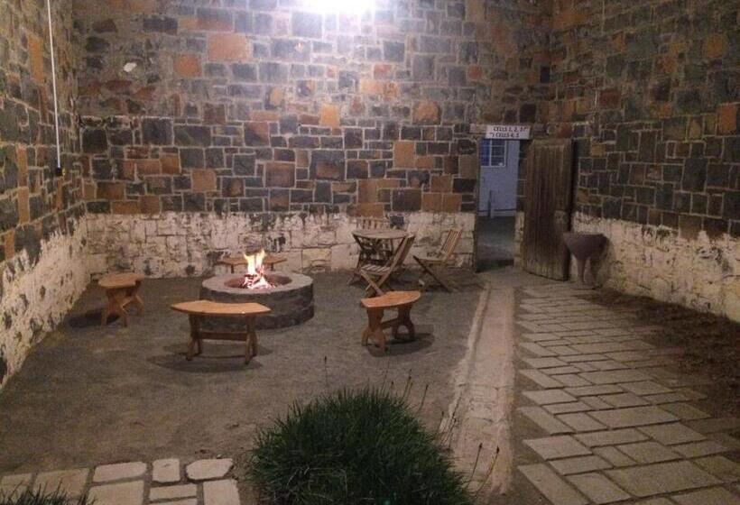 פנסיון Vyfster Old Jail