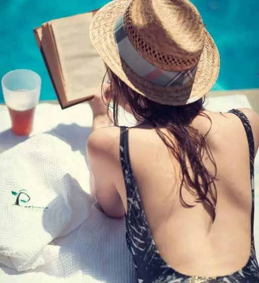 تختخواب و صبحانه Pawlonia Villa Kvareli