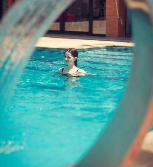 تختخواب و صبحانه Pawlonia Villa Kvareli