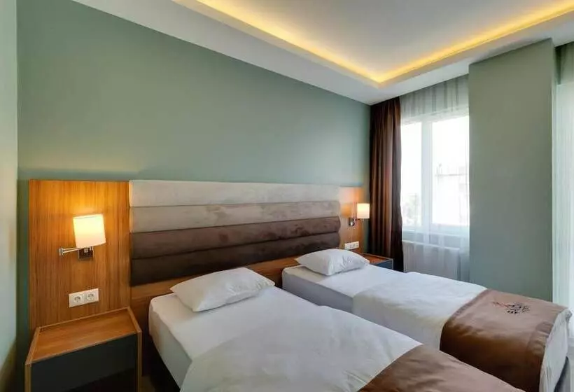 هتل Point Inn