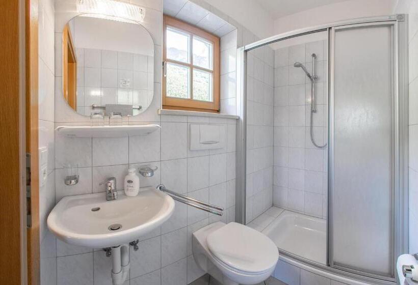 膳宿费 Gasthof Falkenstein