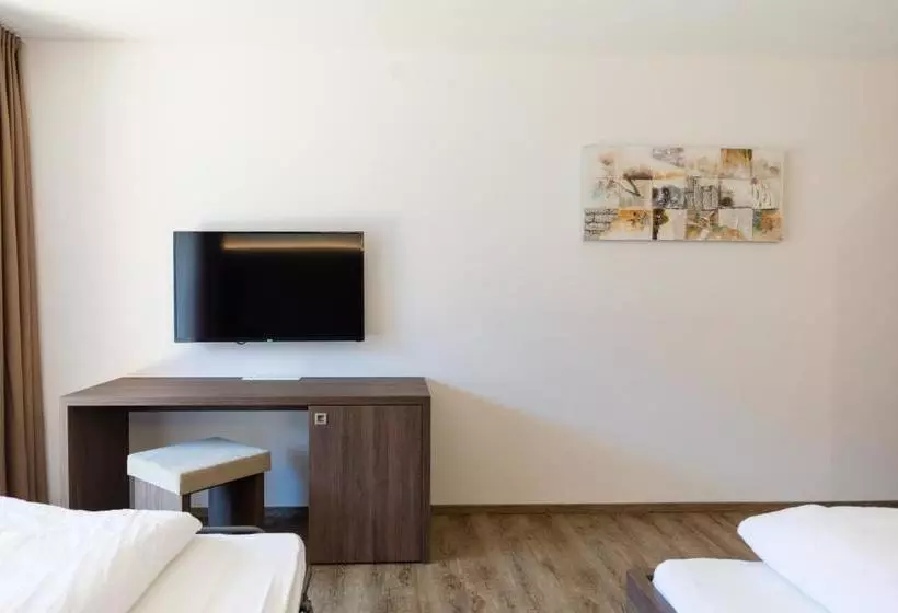 Majatalo Gasthof Falkenstein