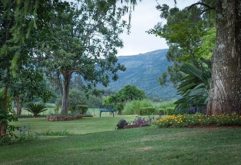 Majatalo Twin Thorns Guesthouse