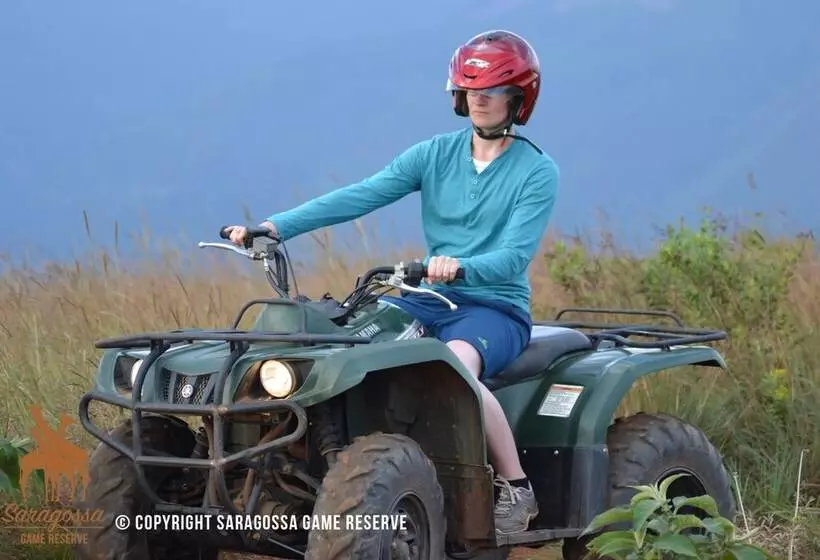 Majatalo Twin Thorns Guesthouse