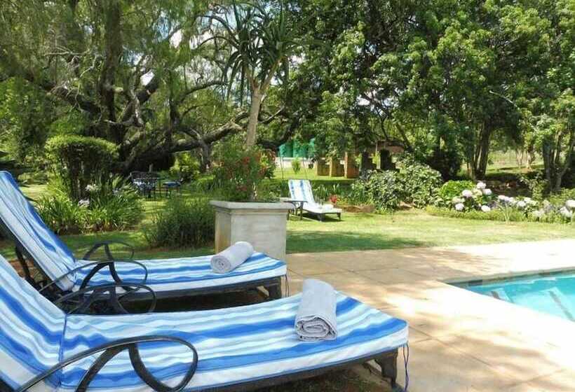 פנסיון Twin Thorns Guesthouse