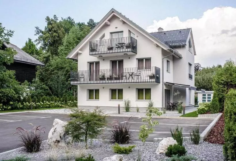 Apartments Villa Tatiana