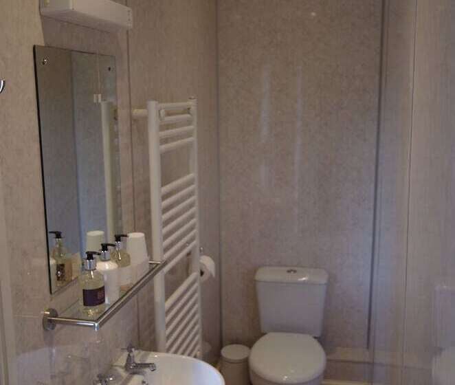 צימר Brook House ― Free On Site Car Park