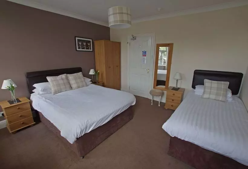 تختخواب و صبحانه Brook House ― Free On Site Car Park