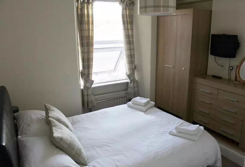 تختخواب و صبحانه Brook House ― Free On Site Car Park