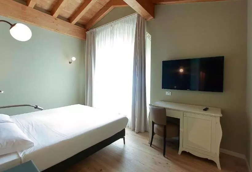 Hotelli Le Greghe Suites