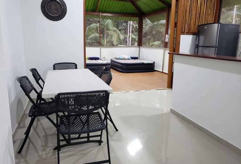 ホテル Pulmon Del Mundo