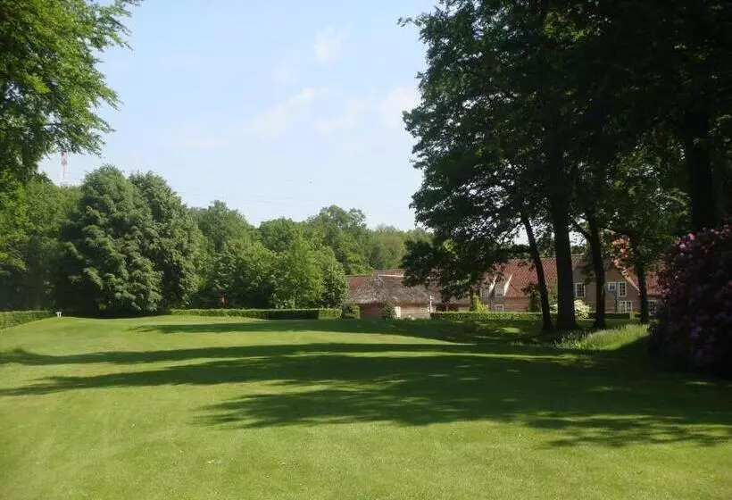 Hotelli Bossenstein Golf & Polo Club