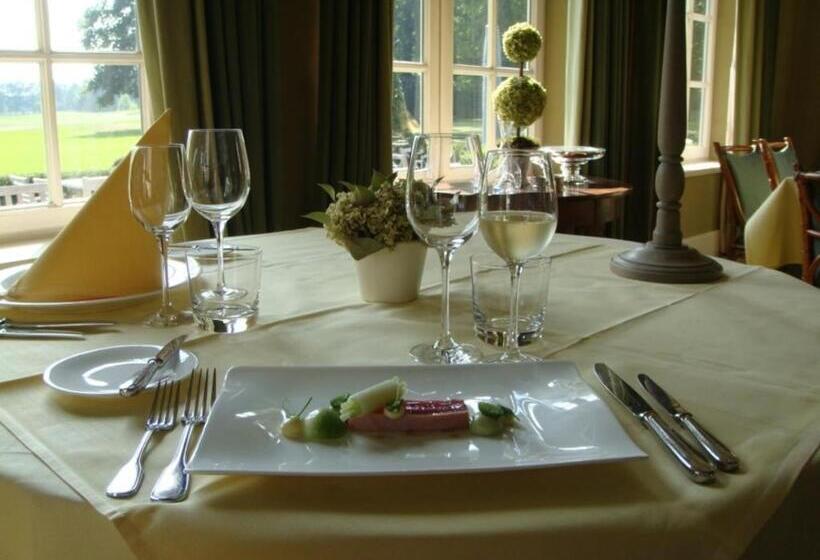 هتل Bossenstein Golf & Polo Club