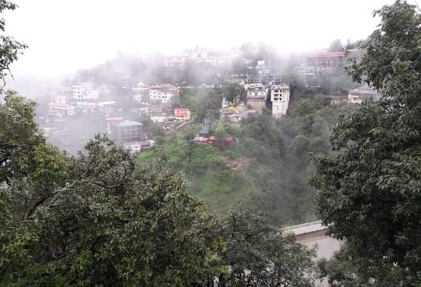 ホテル Chimney House By Opensky, Mussoorie