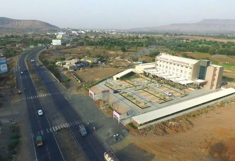 ホテル Grand Parivaar