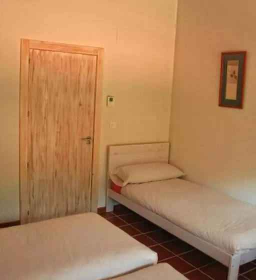 ホテル Rural Las Encinas