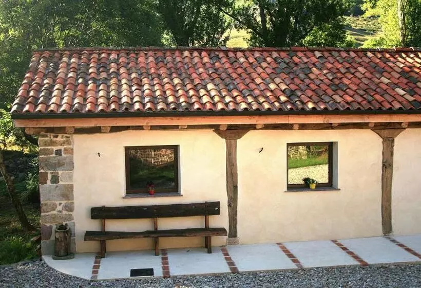 ホテル Rural Las Encinas