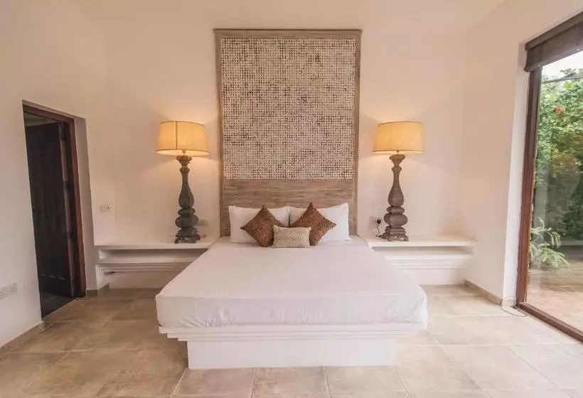 ホテル Villa Thuya