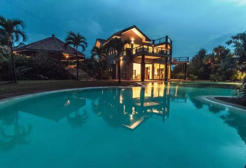ホテル Villa Thuya