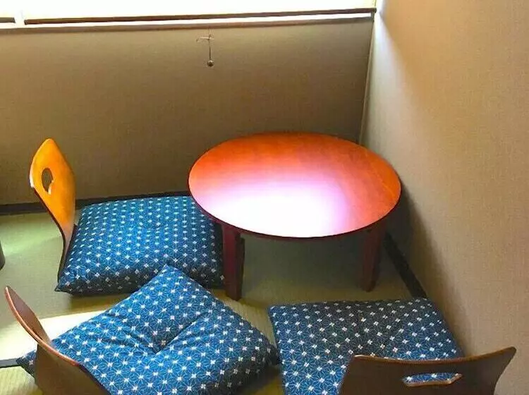 ペンション Fuji House