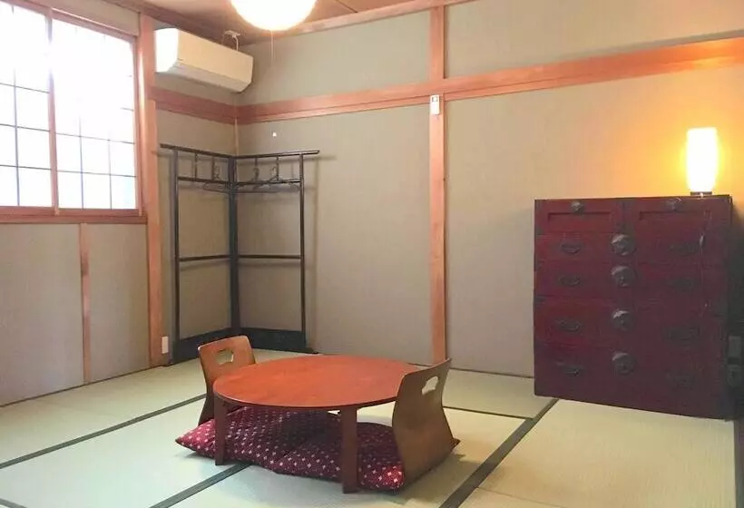 ペンション Fuji House