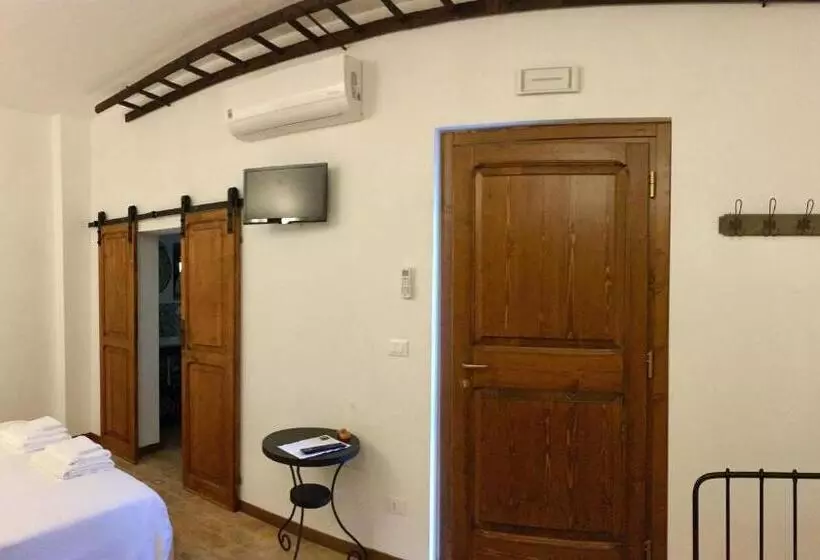 Aamiaismajoitus (B&B) C'era Una Volta Podere San Giovanni