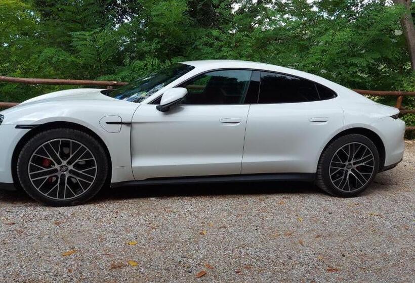 هتل Agriturismo Villa Cavallini