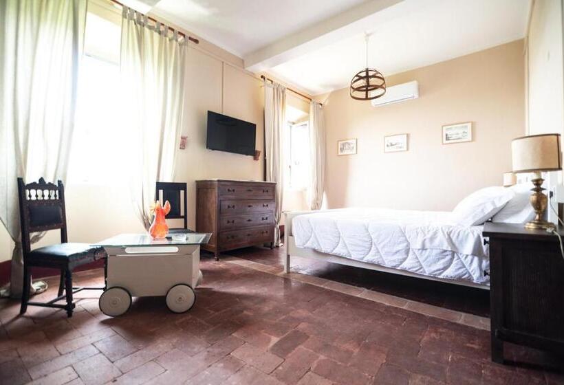 هتل Agriturismo Villa Cavallini