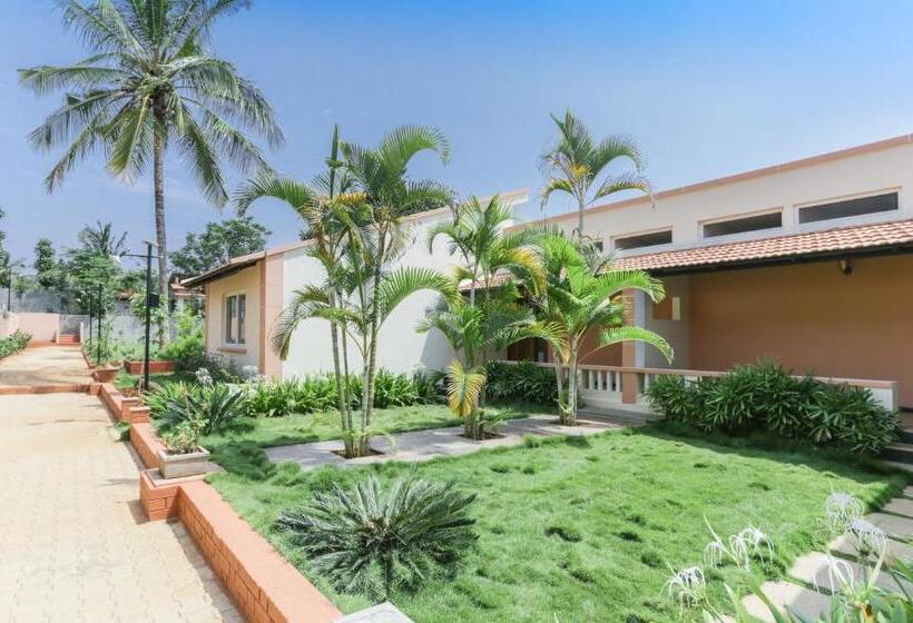 Hotell Treebo Laa Gardenia Resort, Yelagiri